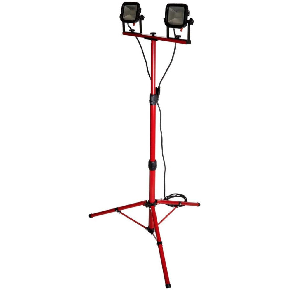 Luceco LED Slim Twin Tripod Work Light, 2 x 15 Watts (2 X 1200lLM) 240v